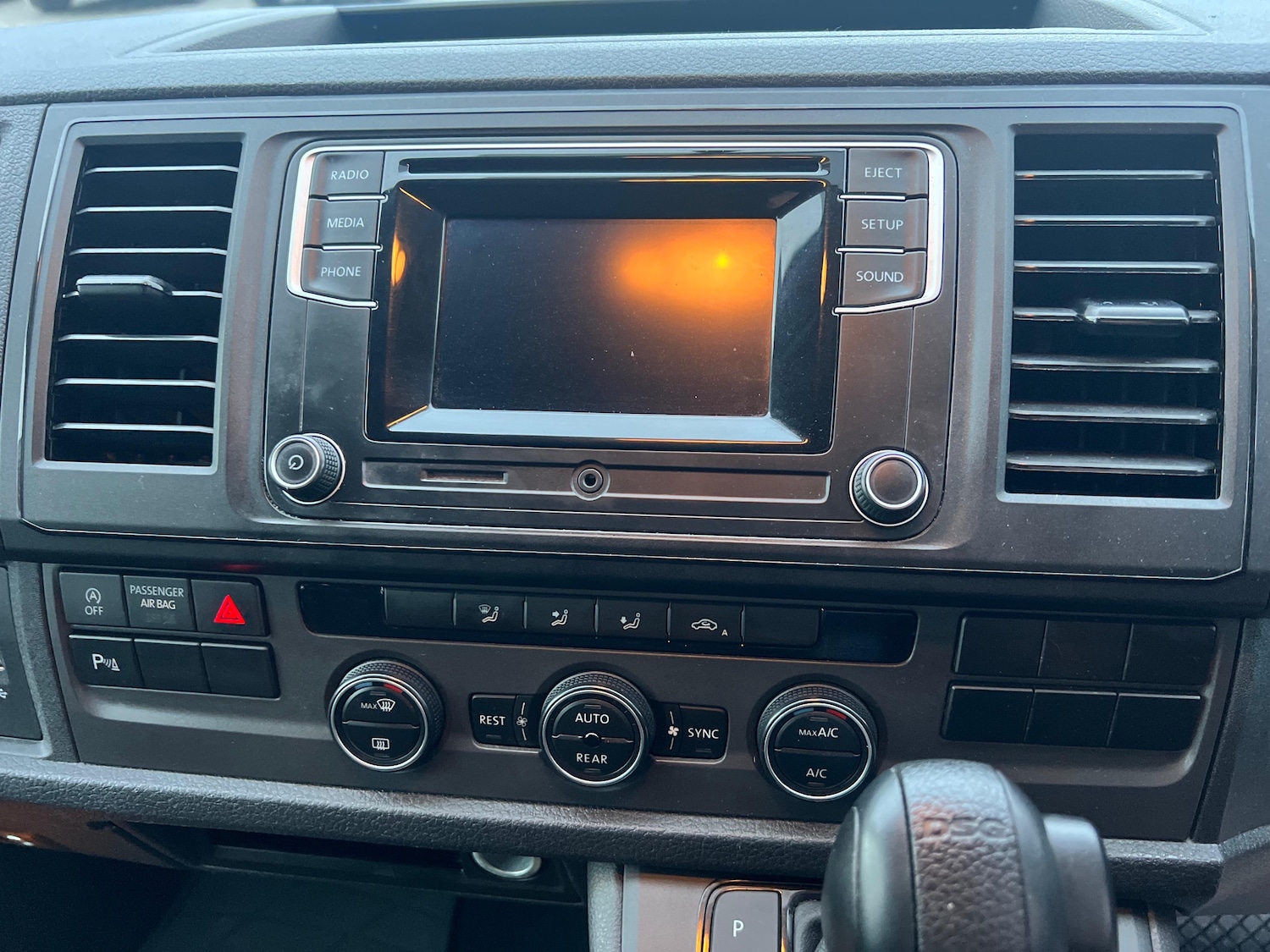 Used Volkswagen Transporter Shuttle 2019 for sale - 77373141: Photo 23