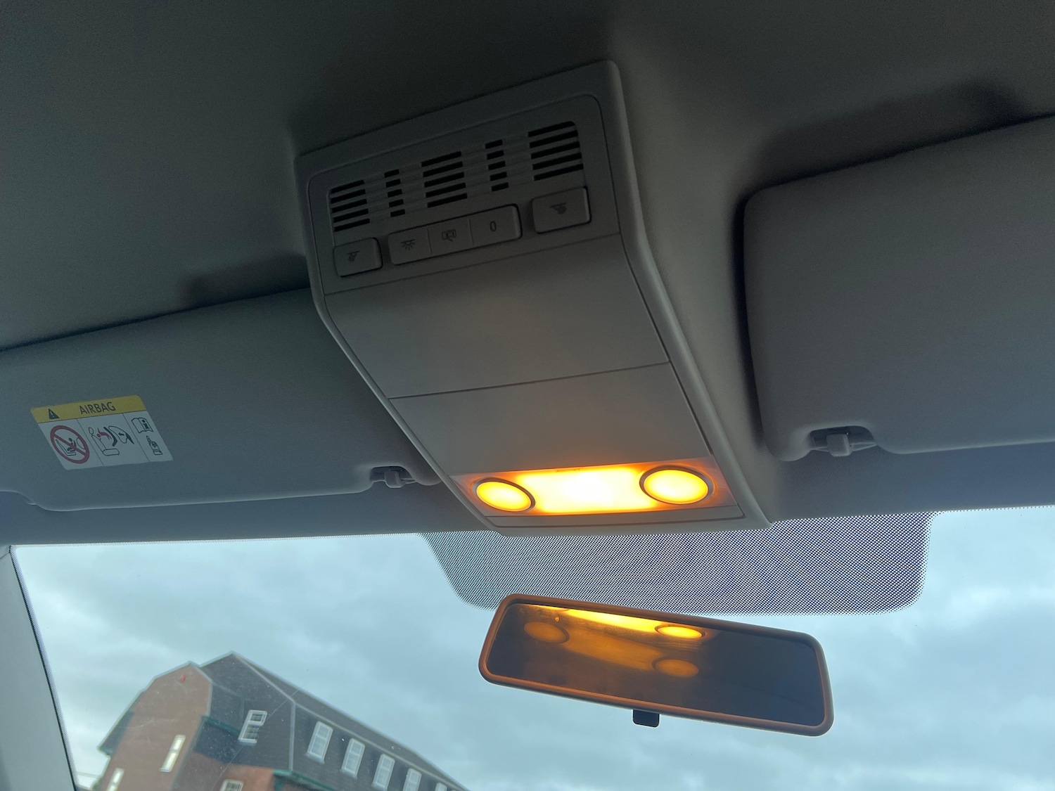 Used Volkswagen Transporter Shuttle 2019 for sale - 77373141: Photo 26