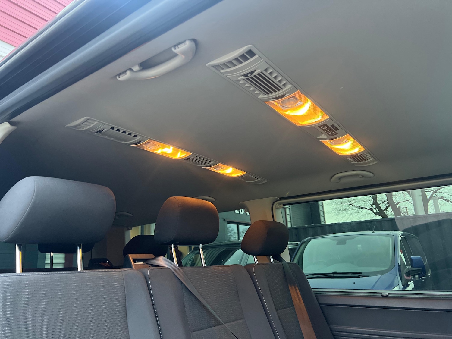 Used Volkswagen Transporter Shuttle 2019 for sale - 77373141: Photo 34