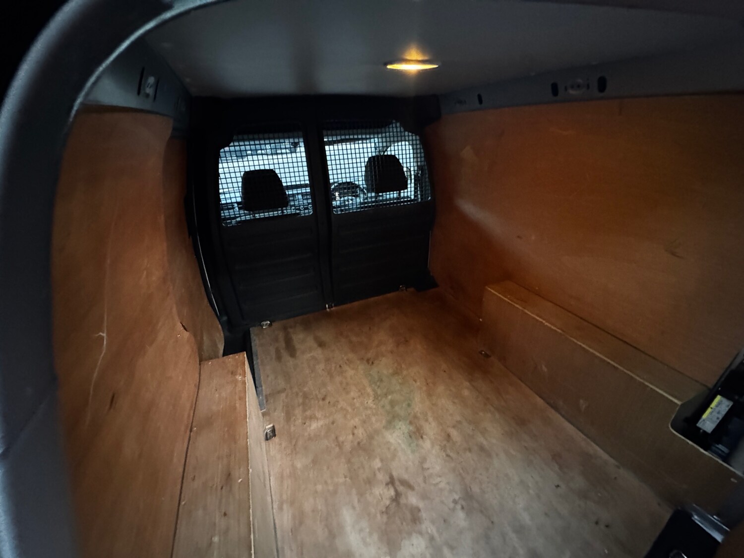 Used Volkswagen Caddy 2018 for sale - 76391577: Photo 28