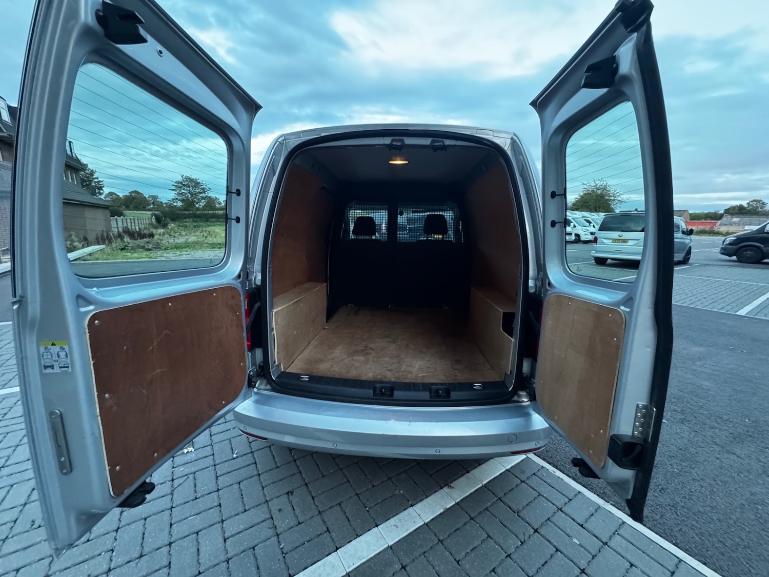 Used Volkswagen Caddy 2018 for sale - 76391577: Photo 32