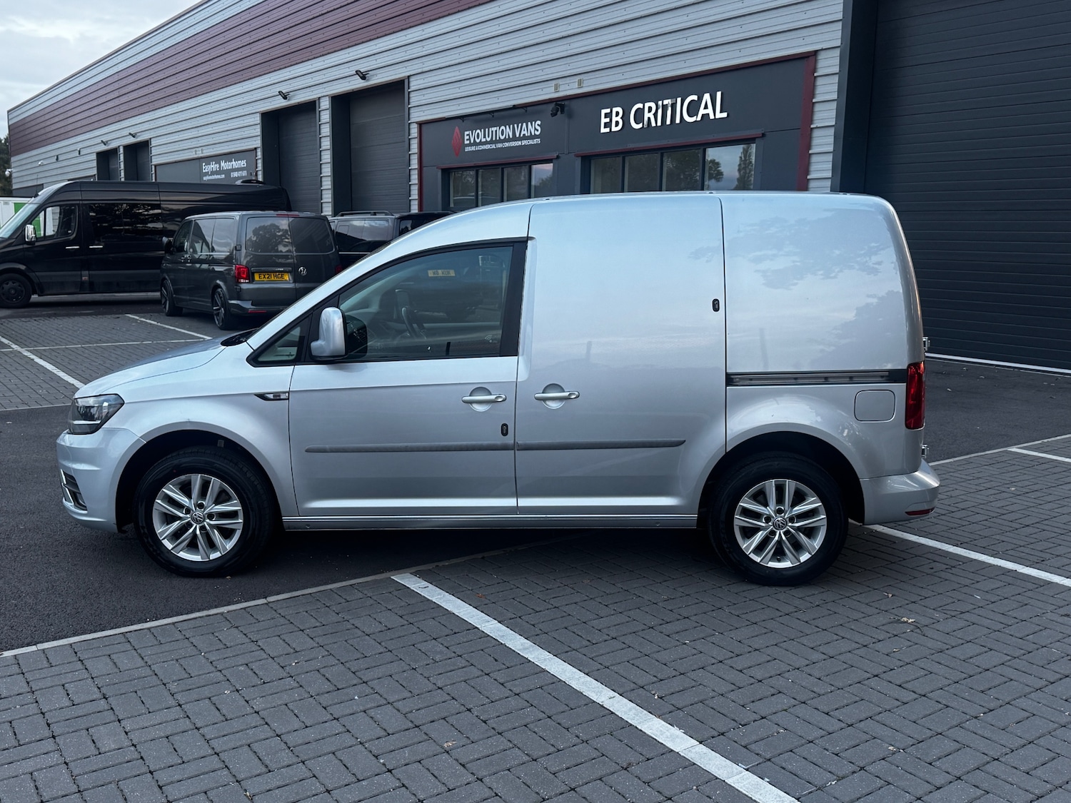 Used Volkswagen Caddy 2018 for sale - 76391577: Photo 4
