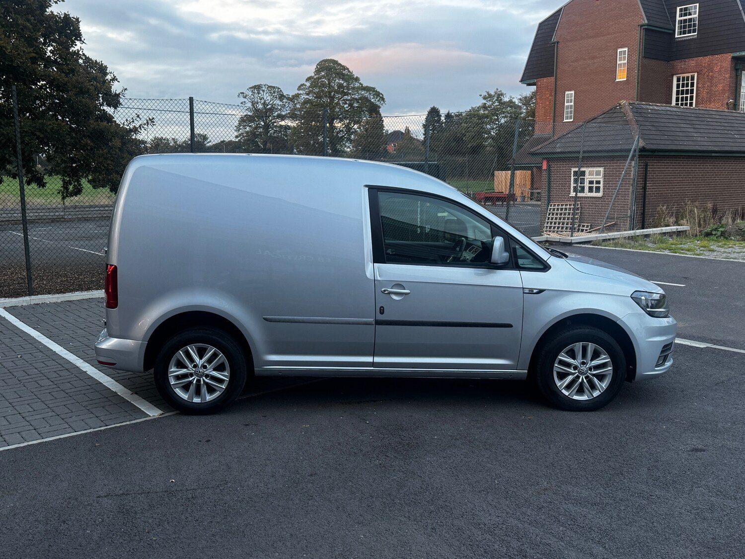 Used Volkswagen Caddy 2018 for sale - 76391577: Photo 7