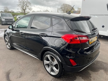 Used Ford Fiesta 2020 for sale - 78089400: Photo