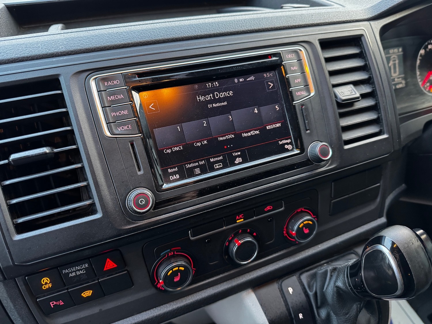 Used Volkswagen Transporter 2019 for sale - 77676543: Photo 18