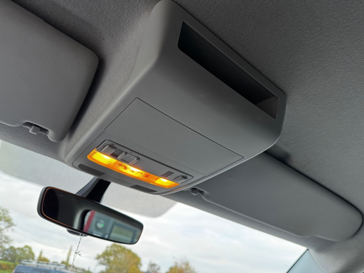 Used Volkswagen Transporter 2019 for sale - 77676543: Photo 20