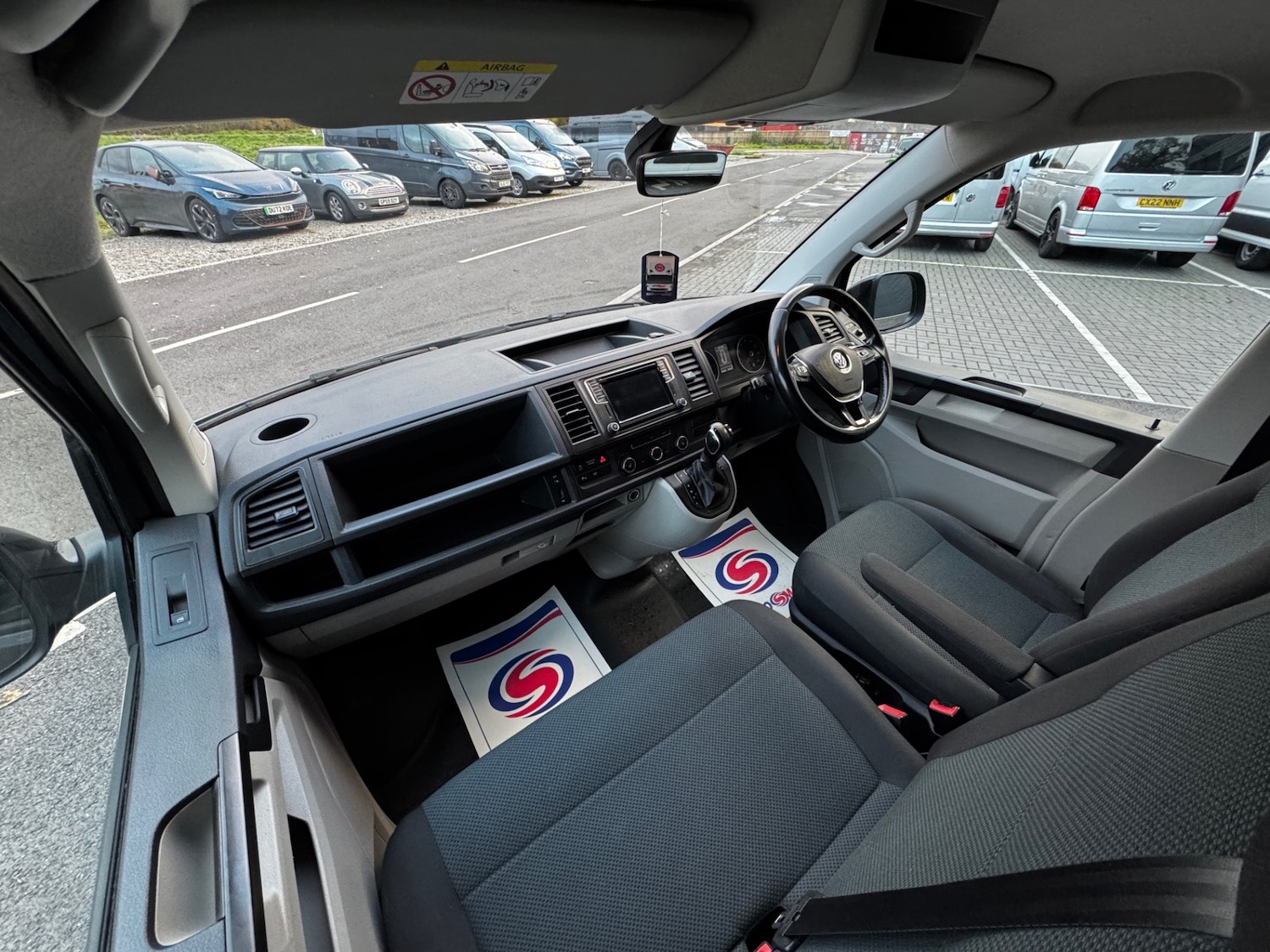 Used Volkswagen Transporter 2019 for sale - 77676543: Photo 24