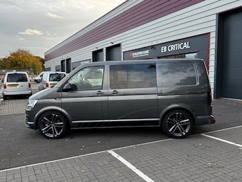 Used Volkswagen Transporter 2019 for sale - 77676543: Photo