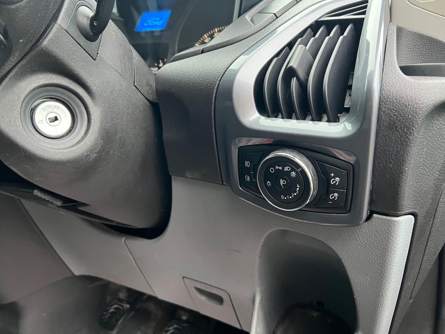 Used Ford Transit Custom 2015 for sale - 77631396: Photo 16