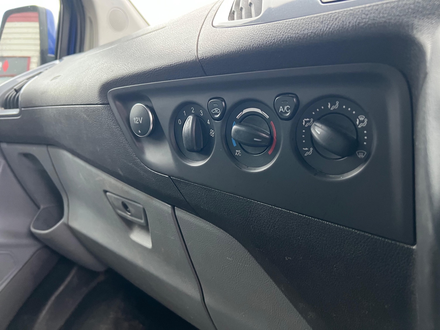 Used Ford Transit Custom 2015 for sale - 77631396: Photo 22