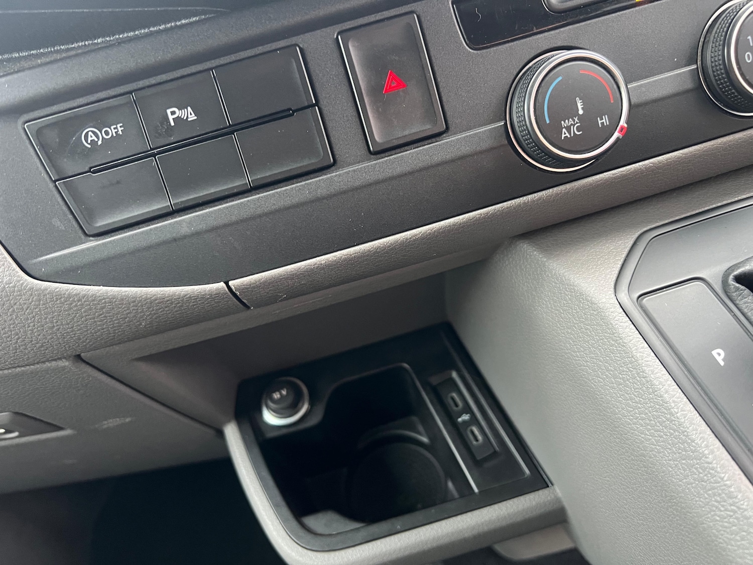 Used Volkswagen Transporter 2020 for sale - 77408907: Photo 17