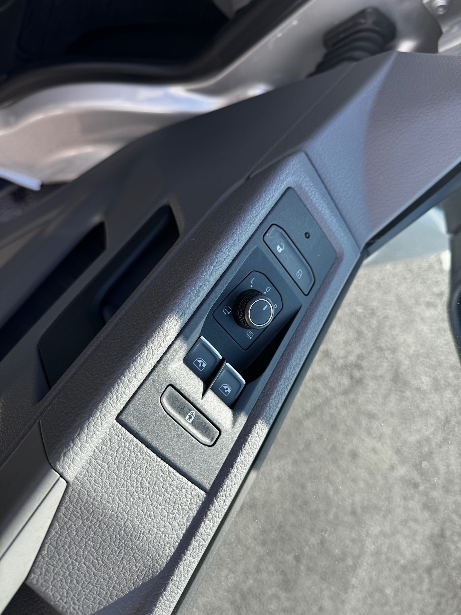 Used Volkswagen Transporter 2022 for sale - 77270688: Photo 28