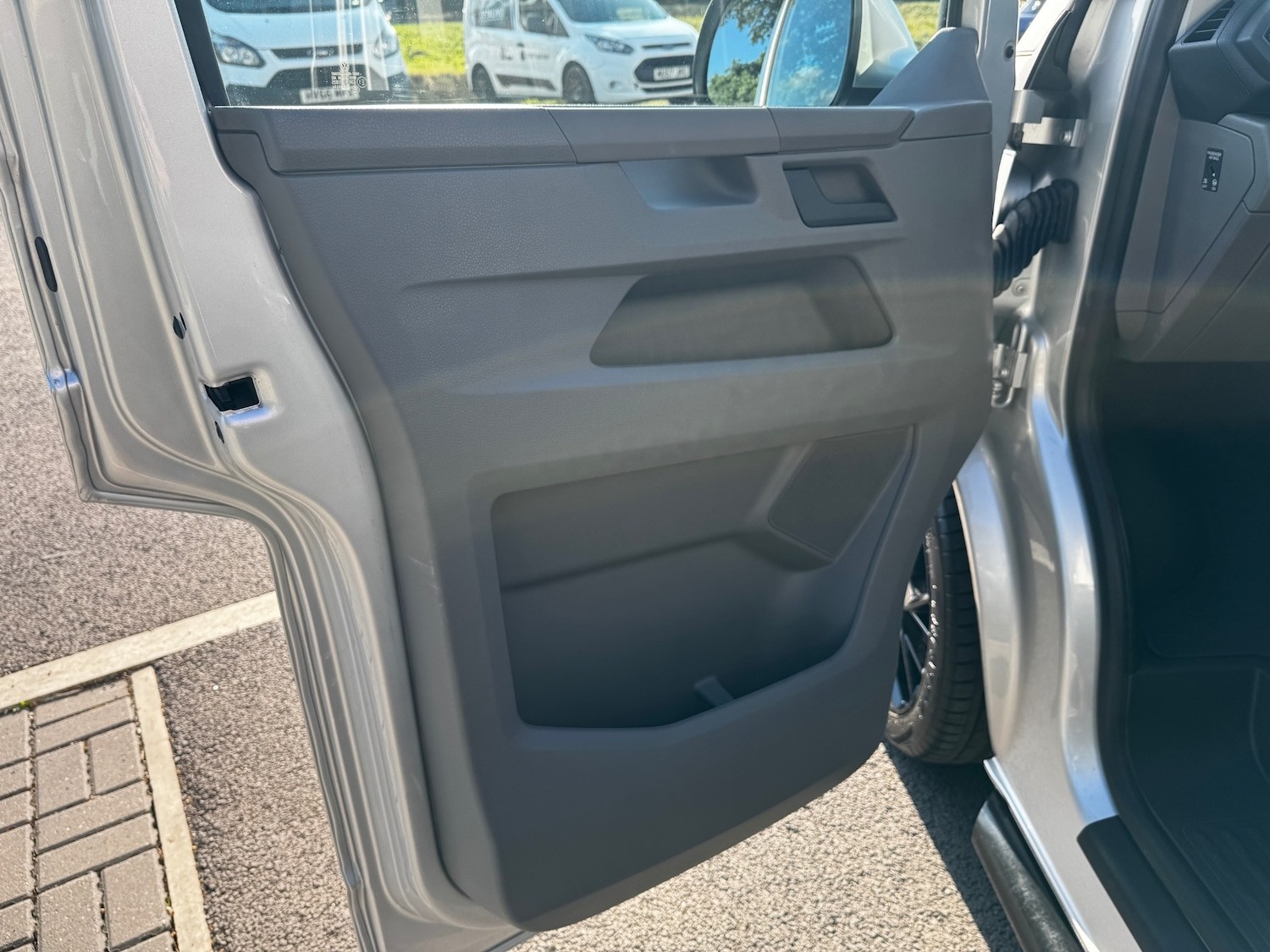 Used Volkswagen Transporter 2022 for sale - 77270688: Photo 36