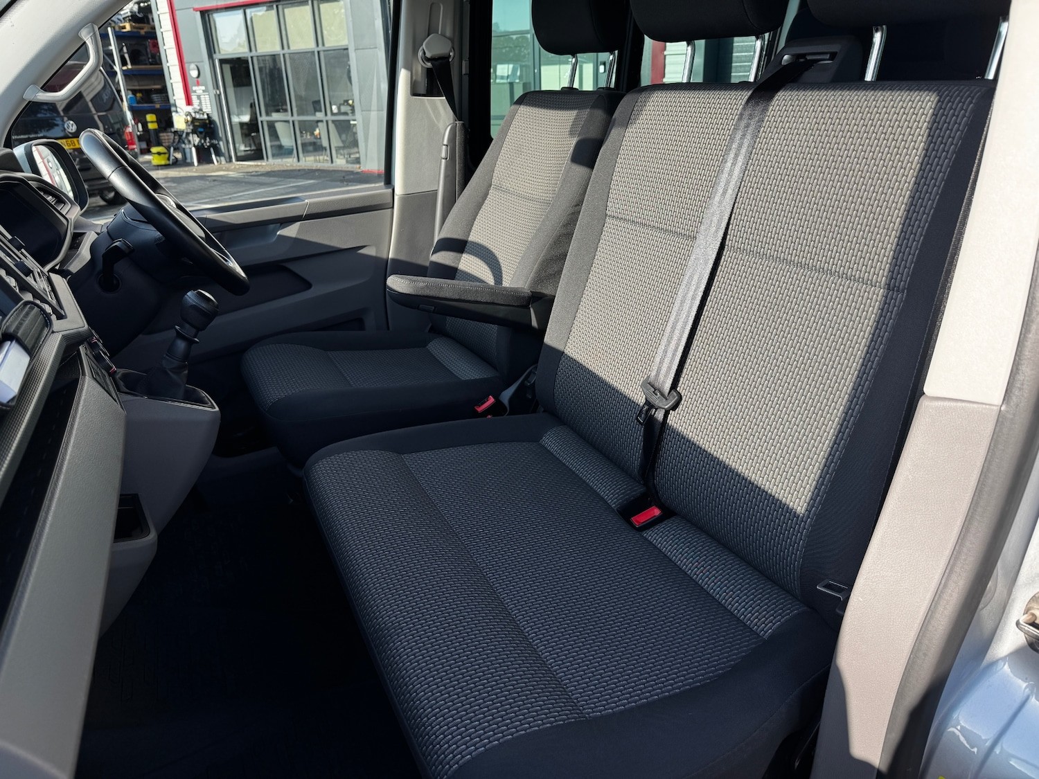 Used Volkswagen Transporter 2022 for sale - 77270688: Photo 42