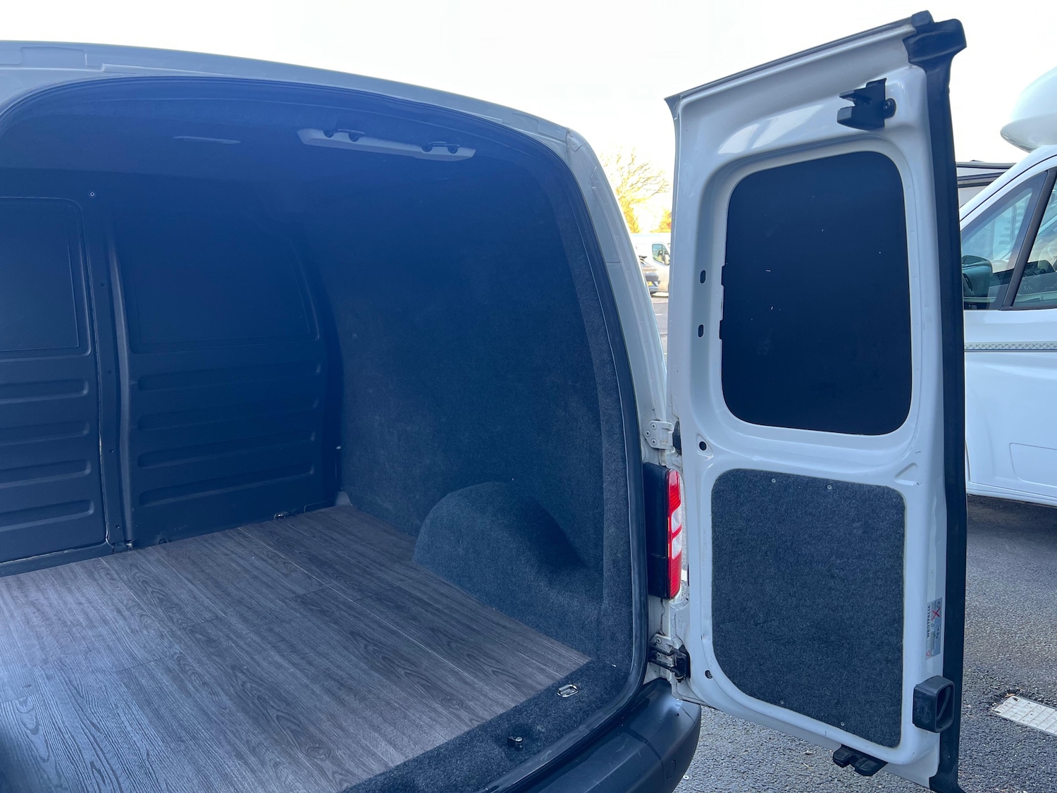 Used Volkswagen Caddy 2013 for sale - 77935529: Photo 22