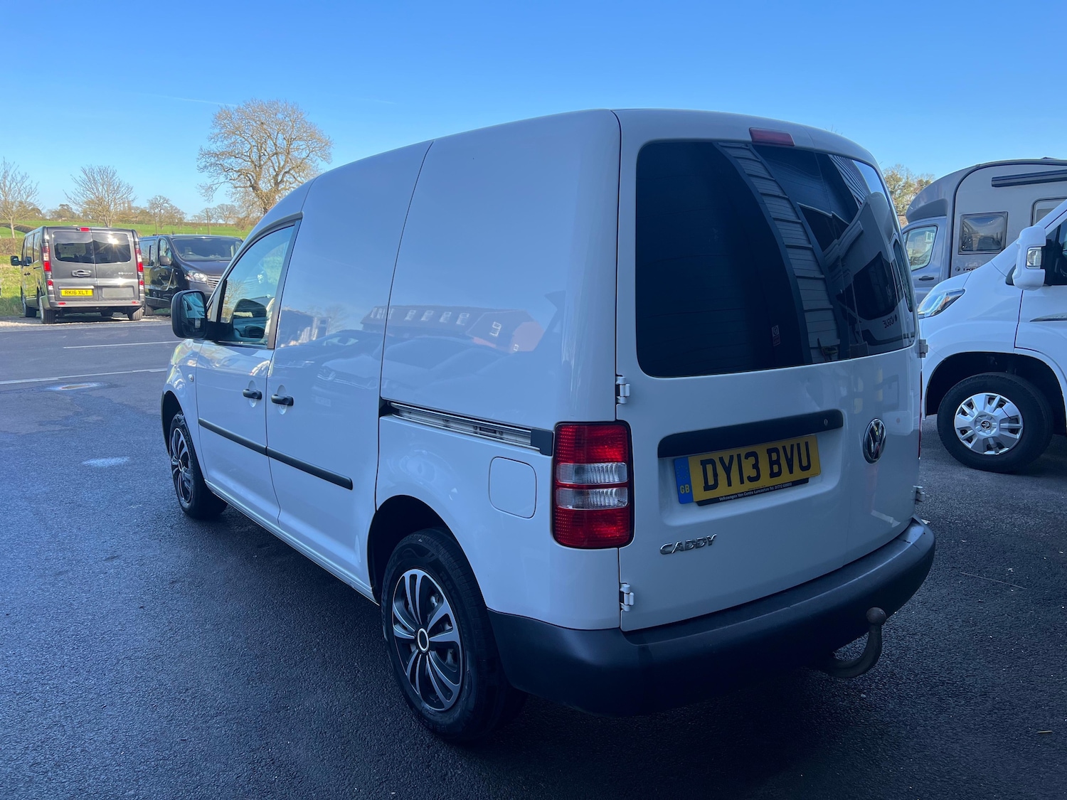 Used Volkswagen Caddy 2013 for sale - 77935529: Photo 3