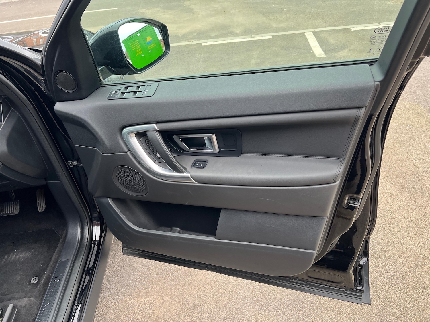 Used Land Rover Discovery Sport 2019 for sale - 77715554: Photo 12