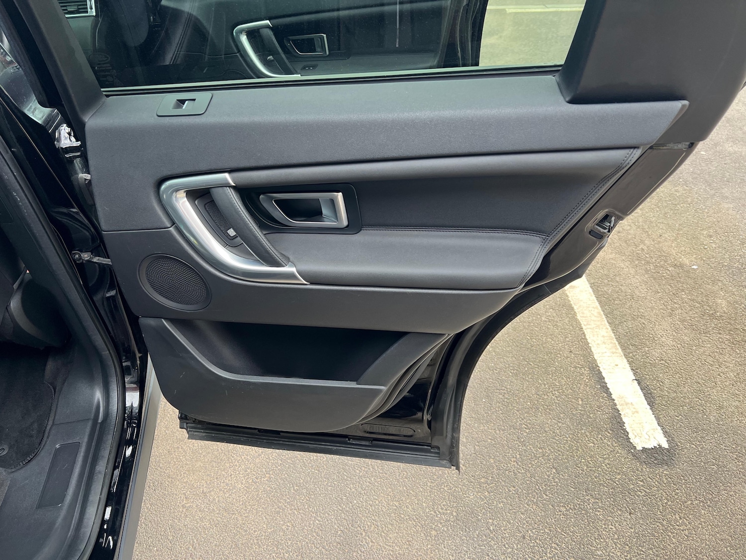 Used Land Rover Discovery Sport 2019 for sale - 77715554: Photo 26