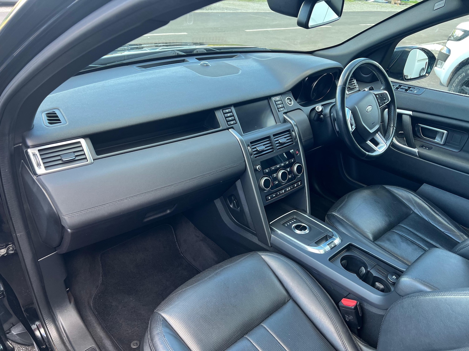 Used Land Rover Discovery Sport 2019 for sale - 77715554: Photo 32