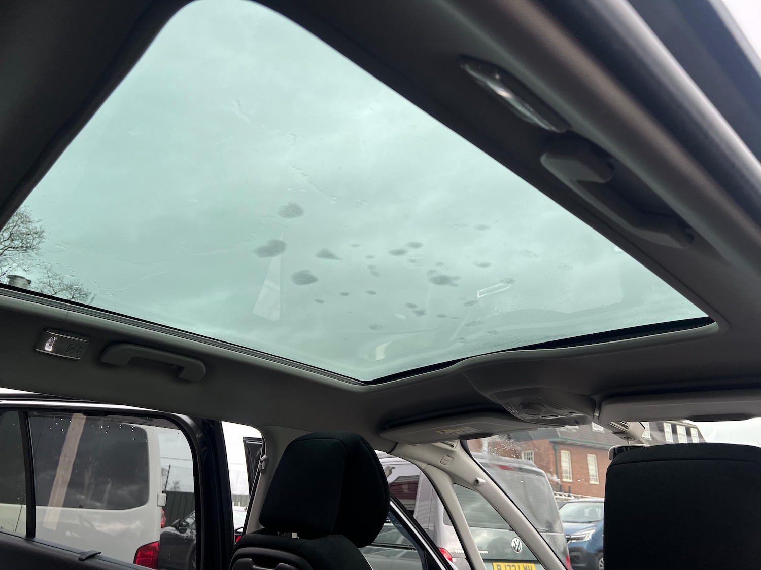 Used Citroen Grand C4 Picasso 2015 for sale - 77927528: Photo 24