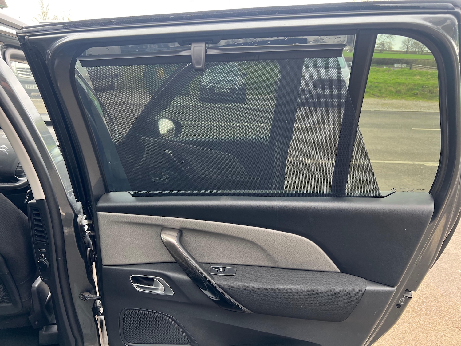 Used Citroen Grand C4 Picasso 2015 for sale - 77927528: Photo 30