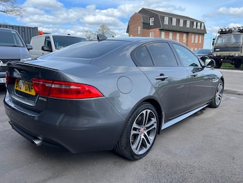 Used Jaguar XE 2017 for sale - 78043318: Photo