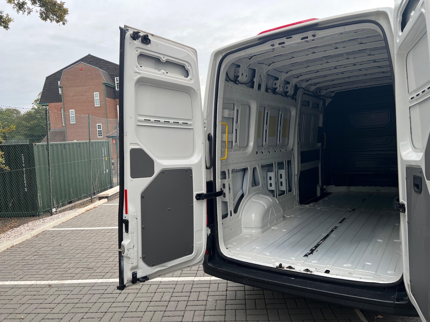 Used Volkswagen Crafter 2019 for sale - 76113298: Photo 30