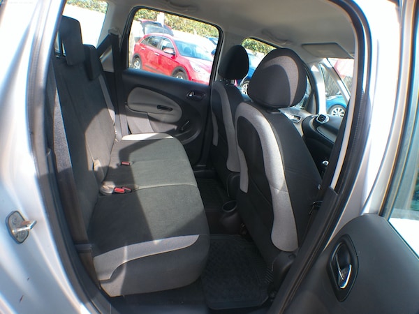 Used Citroen C3 Picasso 2010 for sale - 76220332: Photo 10