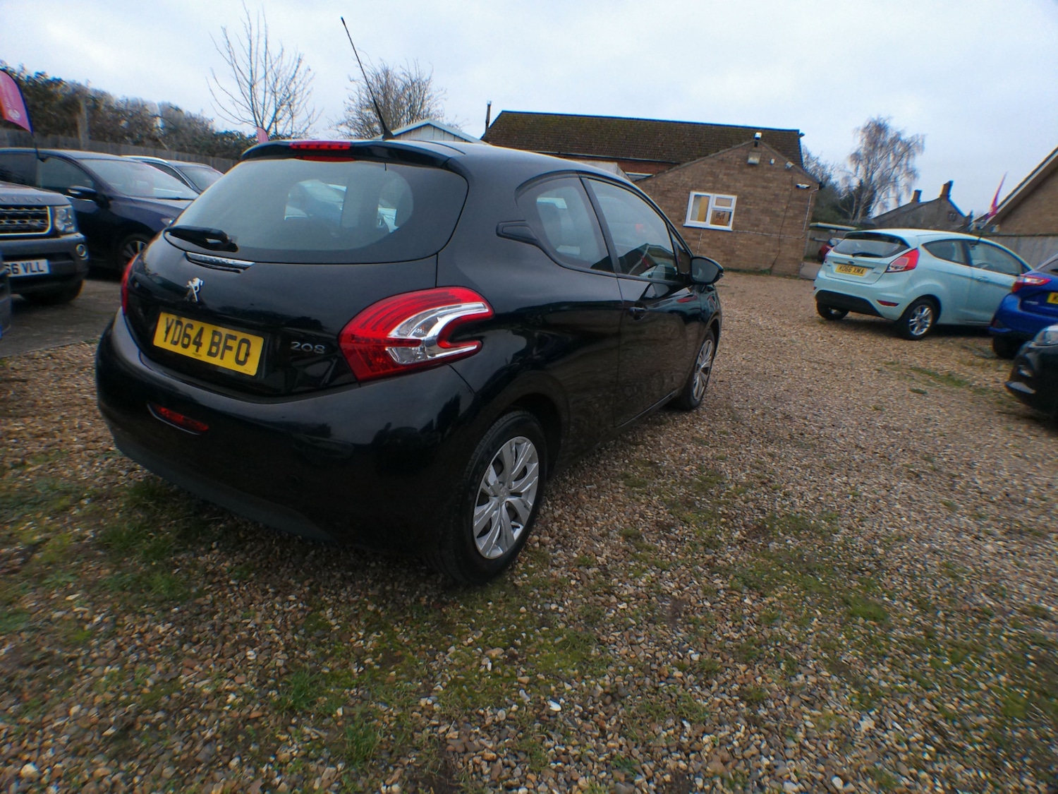 Used Peugeot 208 2014 for sale - 77034278: Photo 4