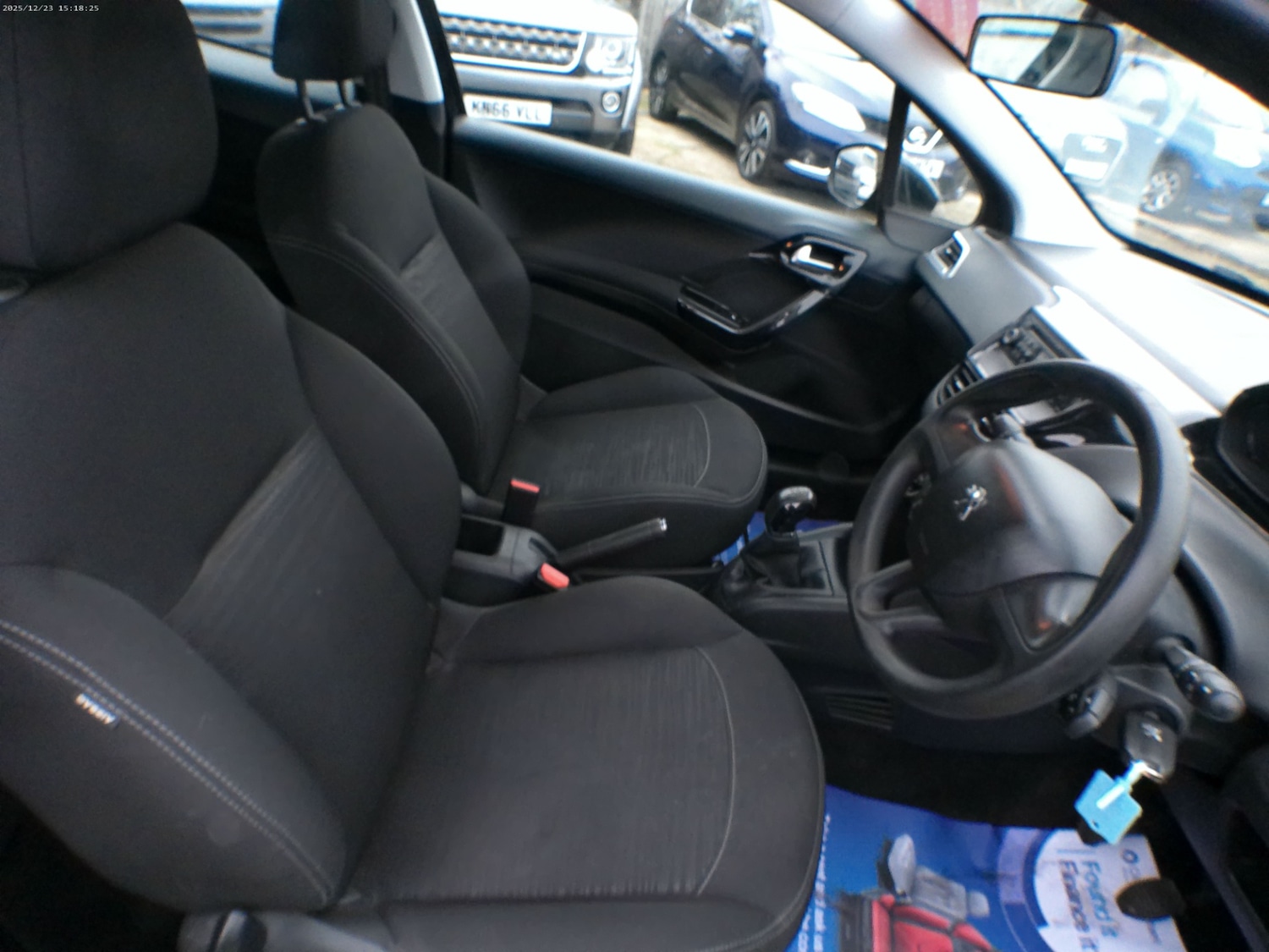 Used Peugeot 208 2014 for sale - 77034278: Photo 7