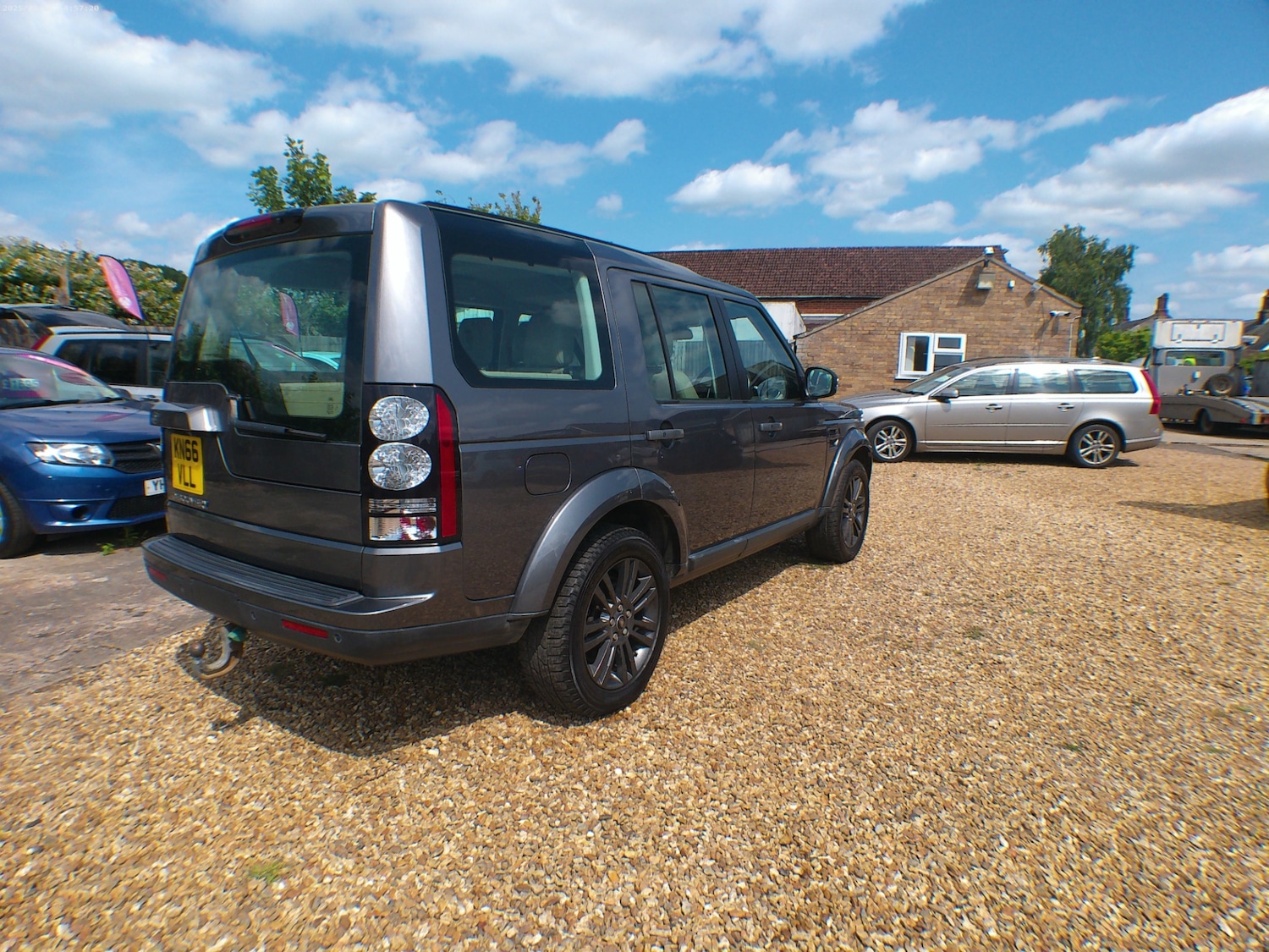 Used Land Rover Discovery 2016 for sale - 76391672: Photo 4