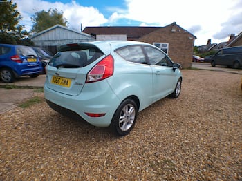 Used Ford Fiesta 2017 for sale - 79812235: Photo