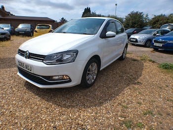 Used Volkswagen Polo 2015 for sale - 79284986: Photo