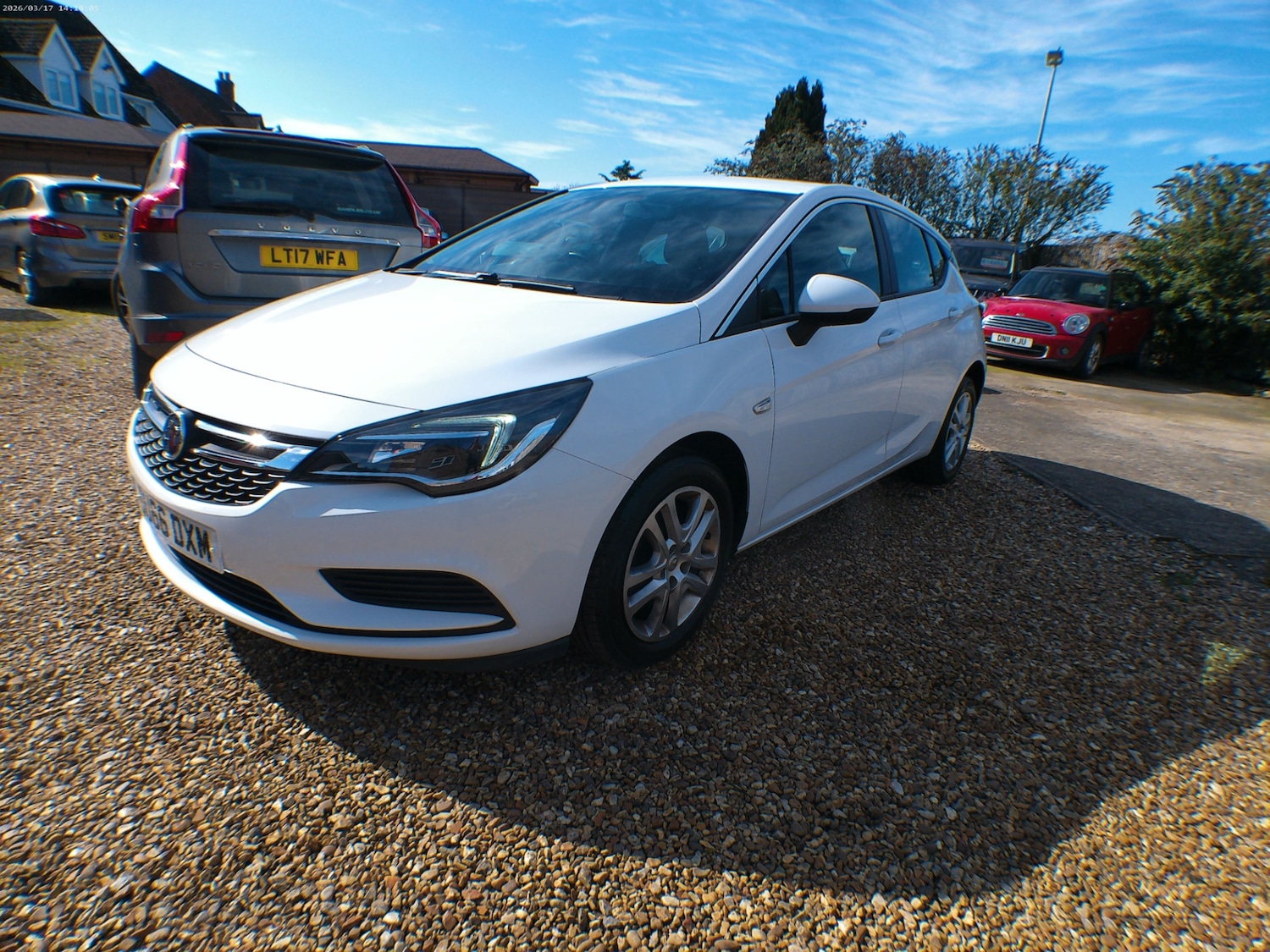 Used Vauxhall Astra 2016 for sale - 77917384: Photo 2