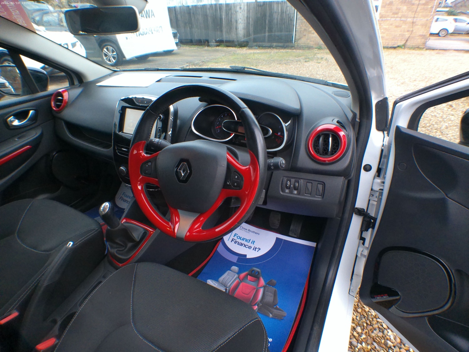 Used Renault Clio 2016 for sale - 77247657: Photo 6