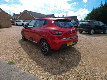Used Renault Clio 2015 for sale - 78313331: Photo
