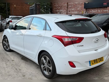 Used Hyundai i30 2016 for sale - 79590515: Photo