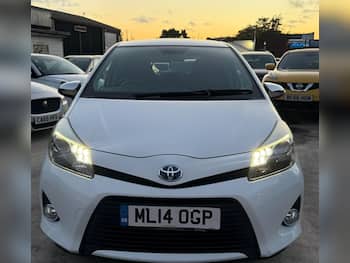 Used Toyota Yaris 2014 for sale - 79794657: Photo