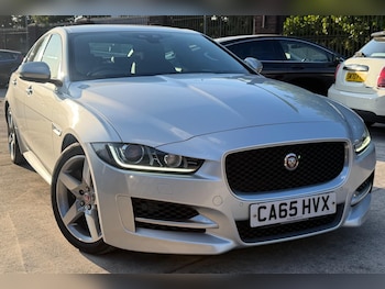 Used Jaguar XE 2015 for sale - 79412743: Photo
