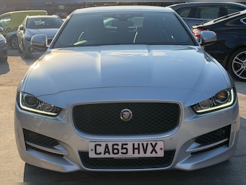 Used Jaguar XE 2015 for sale - 79412743: Photo