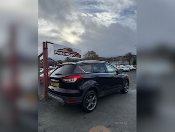 Used Ford Kuga 2015 for sale - 76667758: Photo