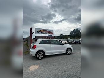 Used Volkswagen Polo 2016 for sale - 79472634: Photo