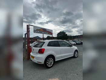 Used Volkswagen Polo 2016 for sale - 79472634: Photo
