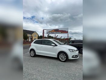Used Volkswagen Polo 2016 for sale - 79472634: Photo