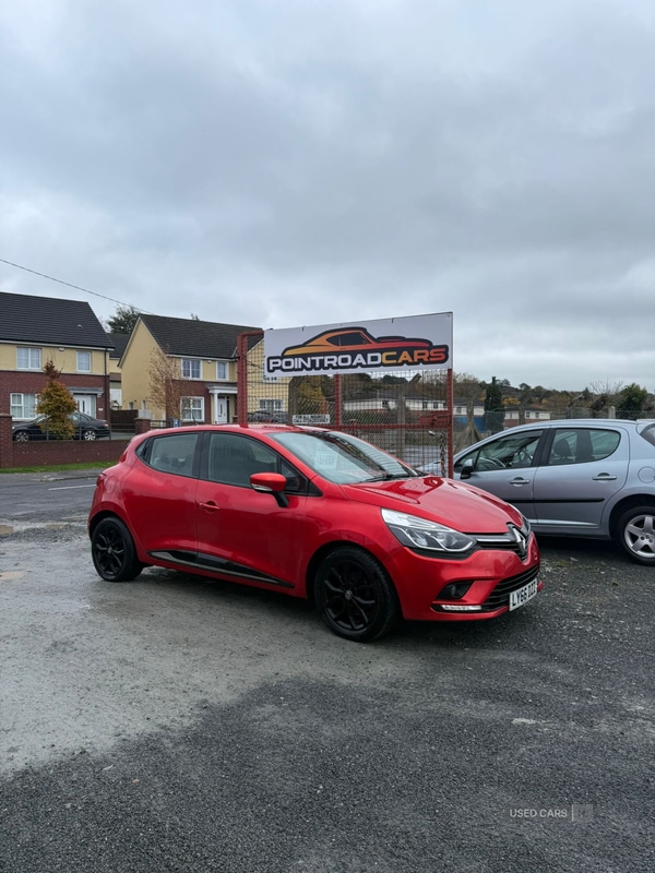 Used Renault Clio 2017 for sale - 76486303: Photo 1
