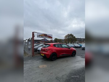 Used Renault Clio 2017 for sale - 76486303: Photo