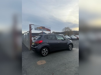 Used Kia Venga 2015 for sale - 76753743: Photo
