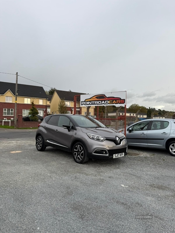 Used Renault Captur 2017 for sale - 76308246: Photo 2