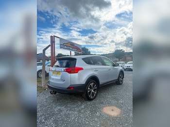 Used Toyota RAV4 2015 for sale - 79603052: Photo