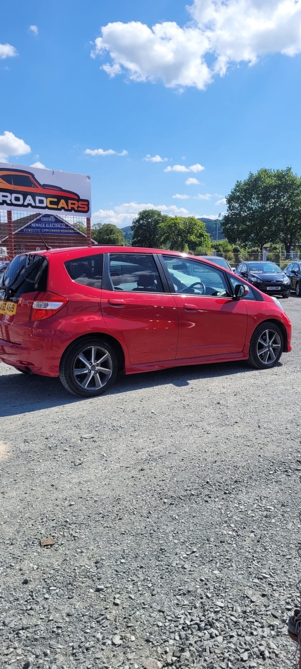 Used Honda Jazz 2015 for sale - 77684755: Photo 2